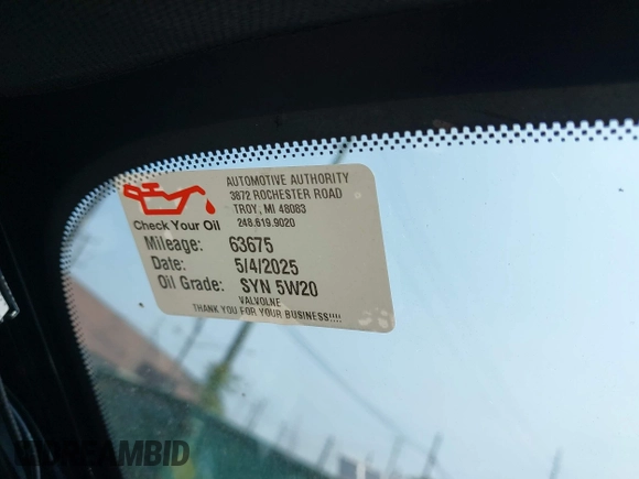 2021 Chevrolet Suburban LS z VIN 1GNSKBKD5MR303640, wystawiony jako IAAI lot #42359585 z przebiegiem Nie podano mil oraz . Historia ofert i sprzedaży dostępna na DreamBid. Obrazek 16.