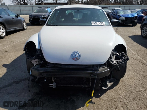 2015 Volkswagen Beetle Fleet Edition with VIN 3VWF17AT9FM623581, listed as a Copart auction lot 48771895 with 89,835 mi miles and Salvage Title. Bid and sale history available at DreamBid. Image 5.
