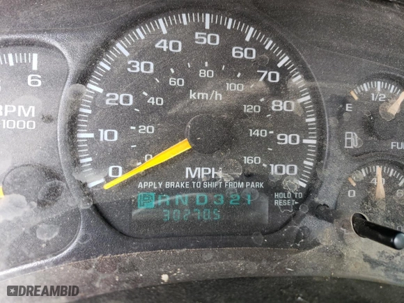 2000 Chevrolet Silverado 1500 LS with VIN 1GCEK19TXYZ181702, listed as a Copart auction lot 50802875 with 302,705 mi miles and Salvage Title. Bid and sale history available at carsss.com. Image 9.