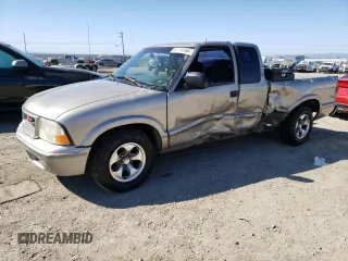1999 GMC Sonoma SLS with VIN 1GTCS19X0X8530851, listed as a Copart auction lot 69718564 with 0 mi miles and Salvage Title. Bid and sale history available at carsss.com. Image 1.
