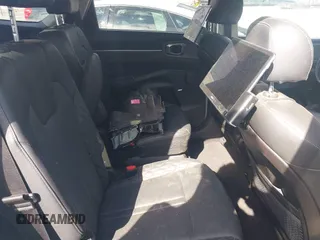 2022 Kia Sorento SX z VIN 5XYRKDLF6NG093083, wystawiony jako IAAI lot #42170584 z przebiegiem 60 848 mil mil oraz . Historia ofert i sprzedaży dostępna na DreamBid. Obrazek 8.