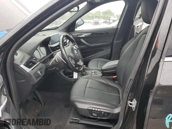 2021 BMW X1 xDrive28i with VIN WBXJG9C05M5T03982, listed as a Copart auction lot 55384025 with 24,309 mi miles and Salvage Title. Bid and sale history available at DreamBid. Image 7.
