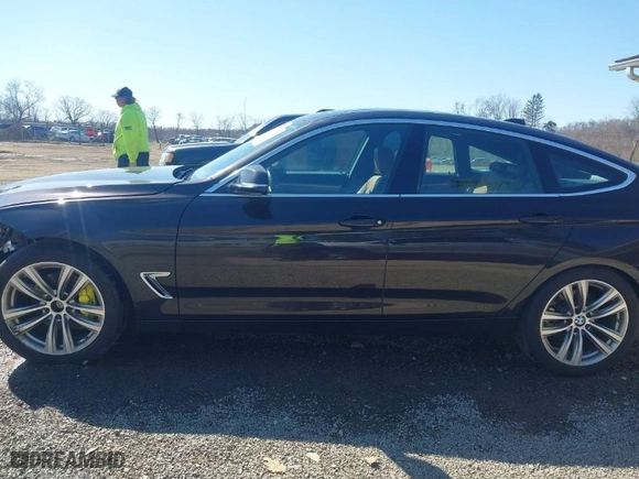 2016 BMW 3 Series Gran Turismo 335i xDrive with VIN WBA3X9C58GD869885, listed as a IAAI auction lot 41805565 with NaN miles. Bid and sale history available at carsss.com. Image 14.