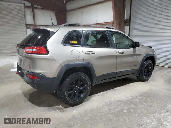 2017 Jeep Cherokee Trailhawk L Plus z VIN 1C4PJMBB4HW593615, wystawiony jako Copart lot #56342885 z przebiegiem 88 215 mil mil oraz Szkoda całkowita • Salvage title. Historia ofert i sprzedaży dostępna na DreamBid. Obrazek 3.