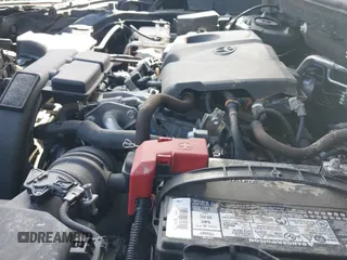 2020 Toyota RAV4 XLE Premium z VIN 2T3A1RFVXLC130233, wystawiony jako IAAI lot #43228298 z przebiegiem 16 789 mil mil oraz . Historia ofert i sprzedaży dostępna na DreamBid. Obrazek 19.