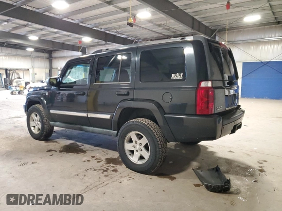 2008 Jeep Commander Limited with VIN 1J8HG58N78C210979, listed as a Copart auction lot 76703864 with 204,136 mi miles and Salvage Title. Bid and sale history available at carsss.com. Image 2.
