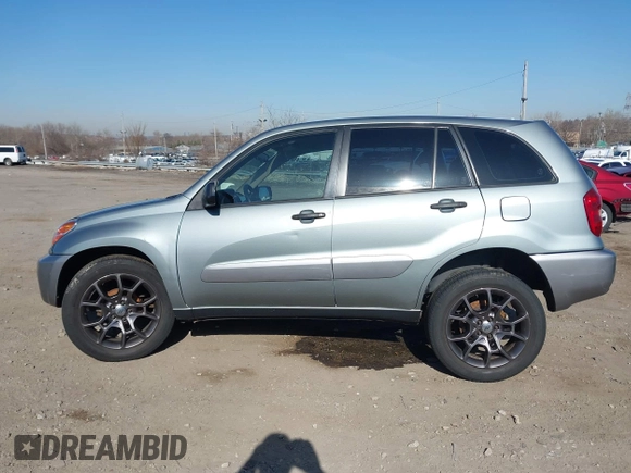 2005 Toyota RAV4 with VIN JTEHD20V150068910, listed as a IAAI auction lot 41832871 with 105,000 mi miles. Bid and sale history available at carsss.com. Image 13.