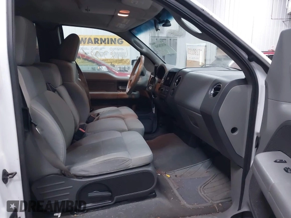 2007 Ford F-150 XLT with VIN 1FTPX14V67FA70678, listed as a IAAI auction lot 41820241 with 222,056 mi miles. Bid and sale history available at carsss.com. Image 5.