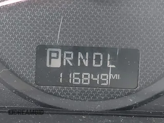 2005 Chevrolet Malibu Maxx LS z VIN 1G1ZT62865F282288, wystawiony jako IAAI lot #41502455 z przebiegiem 116 849 mil mil oraz . Historia ofert i sprzedaży dostępna na DreamBid. Obrazek 16.