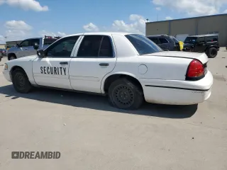 1999 Ford Crown Victoria Police with VIN 2FAFP71WXXX198735, listed as a Copart auction lot 70526134 with 116,889 mi miles and Clean Title. Bid and sale history available at carsss.com. Image 2.