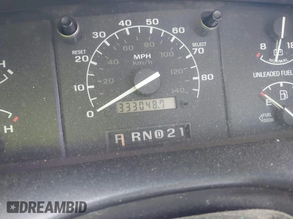 1996 Ford F-250 with VIN 2FTHF26G0TCA64327, listed as a IAAI auction lot 41397949 with 333,048 mi miles. Bid and sale history available at carsss.com. Image 7.