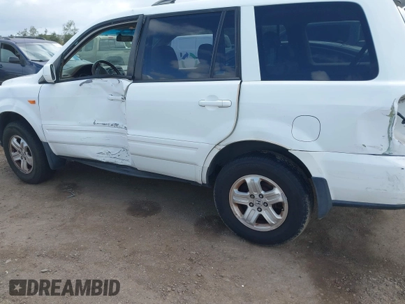 2008 Honda Pilot VP with VIN 5FNYF28258B012015, listed as a IAAI auction lot 41938695 with 181,967 mi miles and . Bid and sale history available at DreamBid. Image 6.