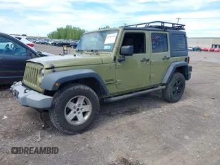 2013 Jeep Wrangler Unlimited Sport z VIN 1C4BJWDG0DL577812, wystawiony jako IAAI lot #42301104 z przebiegiem 138 387 mil mil oraz . Historia ofert i sprzedaży dostępna na DreamBid. Obrazek 17.
