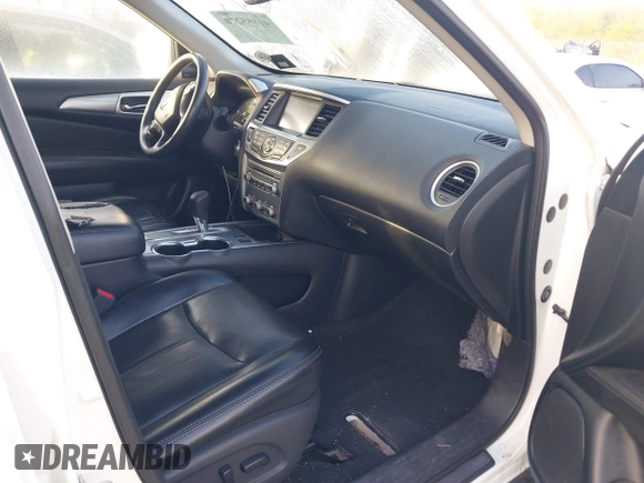 2020 Nissan Pathfinder SL with VIN 5N1DR2CNXLC576400, listed as a IAAI auction lot 41855270 with 158,502 mi miles. Bid and sale history available at carsss.com. Image 5.