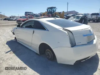 2013 Cadillac CTS-V z VIN 1G6DV1EP2D0172229, wystawiony jako Copart lot #63103464 z przebiegiem Nie podano mil oraz Szkody całkowita. Historia ofert i sprzedaży dostępna na DreamBid. Obrazek 2.