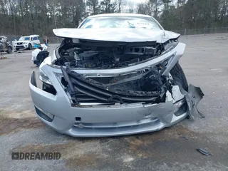 2015 Nissan Altima 2.5 S with VIN 1N4AL3AP8FN867978, listed as a IAAI auction lot 41721023 with 93,144 mi miles. Bid and sale history available at carsss.com. Image 6.