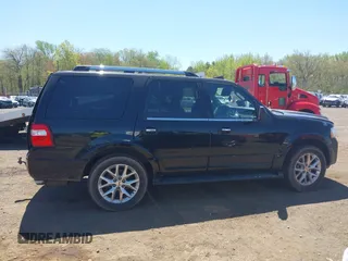 2017 Ford Expedition Limited z VIN 1FMJU2AT7HEA11522, wystawiony jako IAAI lot #42081066 z przebiegiem Nie podano mil oraz . Historia ofert i sprzedaży dostępna na DreamBid. Obrazek 13.