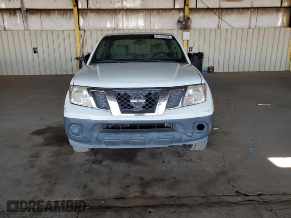 2013 Nissan Frontier S z VIN 1N6BD0CT2DN749097, wystawiony jako Copart lot #57447645 z przebiegiem 168 491 mil mil oraz Czysty tytuł • Clean title. Historia ofert i sprzedaży dostępna na DreamBid. Obrazek 5.