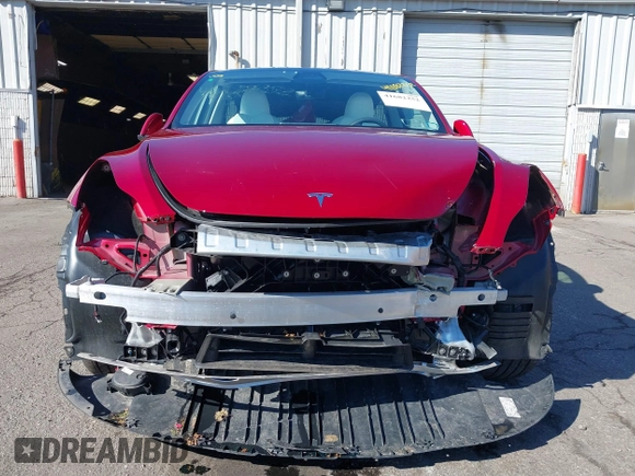 2024 Tesla Model Y z VIN 7SAYGDED4RF161518, wystawiony jako IAAI lot #41682252 z przebiegiem 6 844 mil mil oraz . Historia ofert i sprzedaży dostępna na DreamBid. Obrazek 6.