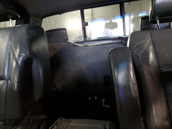 2005 Nissan Titan SE z VIN 1N6AA06BX5N502595, wystawiony jako Copart lot #85888184 z przebiegiem 231 851 mil mil oraz Nie do naprawy • Non repairable. Historia ofert i sprzedaży dostępna na DreamBid. Obrazek 10.