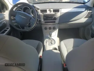 2007 Chrysler Sebring Touring z VIN 1C3LC56K67N564943, wystawiony jako Copart lot #45150935 z przebiegiem 93 098 mil mil oraz Tytuł czysty. Historia ofert i sprzedaży dostępna na DreamBid. Obrazek 8.