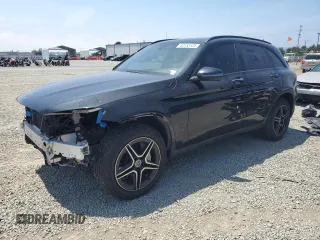 2020 Mercedes-Benz GLC 300 with VIN WDC0G8DB7LF741618, listed as a Copart auction lot 60753135 with 59,720 mi miles and Salvage title. Bid and sale history available at DreamBid. Image 1.