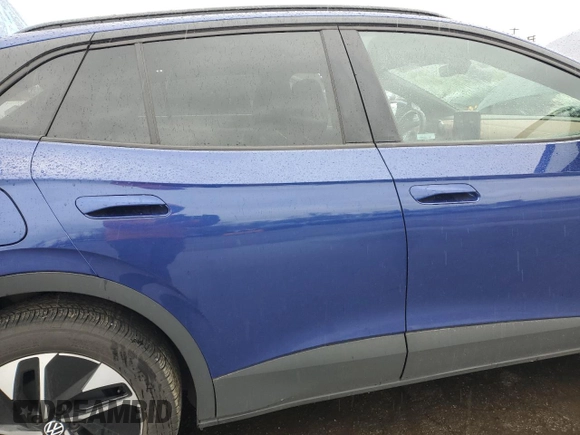 2021 Volkswagen ID.4 Pro S with VIN WVGGNPE23MP060821, listed as a Copart auction lot 49913165 with 39,987 mi miles and Salvage Title. Bid and sale history available at carsss.com. Image 11.