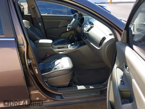 2011 Kia Sportage EX with VIN KNDPC3A21B7038029, listed as a IAAI auction lot 42819123 with 169,916 mi miles and . Bid and sale history available at DreamBid. Image 5.
