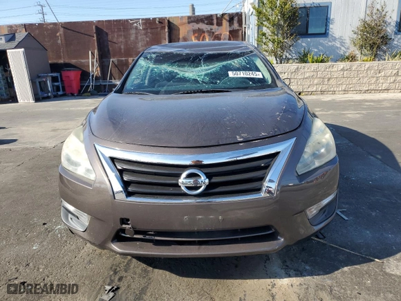 2014 Nissan Altima 2.5 S with VIN 1N4AL3APXEN256817, listed as a Copart auction lot 50710245 with 152,757 mi miles and Salvage Title. Bid and sale history available at carsss.com. Image 5.