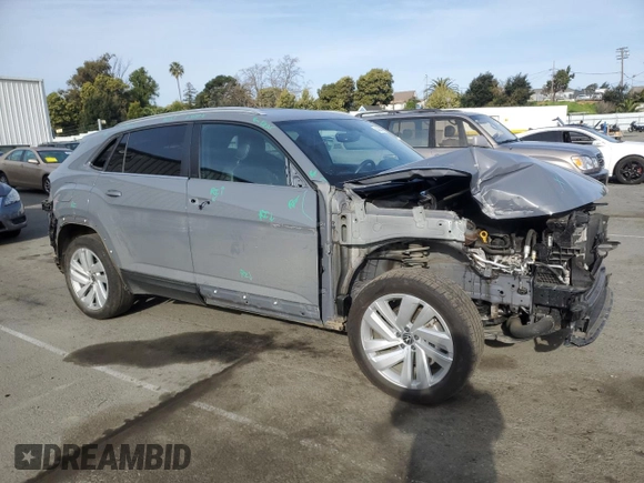 2021 Volkswagen Atlas SE with VIN 1V2WC2CA4MC212887, listed as a Copart auction lot 48403375 with 62,075 mi miles and Salvage title. Bid and sale history available at DreamBid. Image 4.