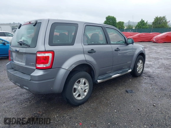 2008 Ford Escape XLS with VIN 1FMCU92Z08KE45688, listed as a IAAI auction lot 42275426 with Not provided miles and . Bid and sale history available at DreamBid. Image 4.