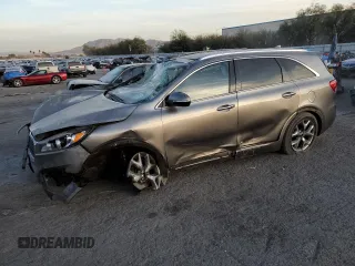 2016 Kia Sorento SXL with VIN 5XYPK4A12GG032749, listed as a Copart auction lot 85114774 with 111,220 mi miles and Salvage Title. Bid and sale history available at carsss.com. Image 1.