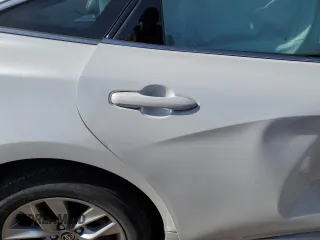 2022 Toyota Avalon XLE z VIN 4T1JZ1FBXNU071758, wystawiony jako Copart lot #42793923 z przebiegiem 32 090 mil mil oraz . Historia ofert i sprzedaży dostępna na DreamBid. Obrazek 10.