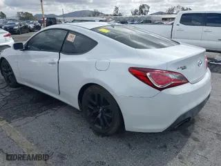 2013 Hyundai Genesis Coupe 2.0T R-Spec with VIN KMHHT6KD6DU104354, listed as a IAAI auction lot 41583865 with 134,104 mi miles. Bid and sale history available at carsss.com. Image 3.