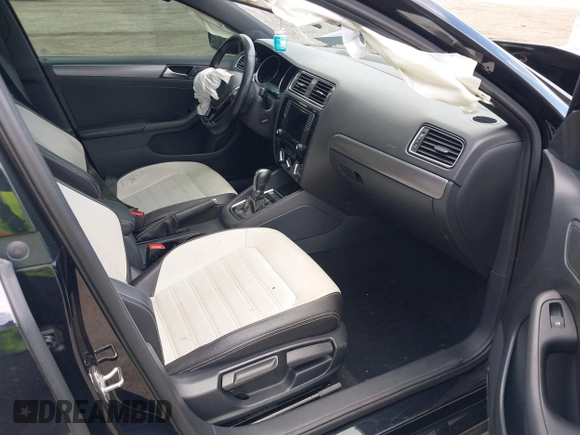2016 Volkswagen Jetta Sport z VIN 3VWD17AJ1GM290252, wystawiony jako IAAI lot #41947953 z przebiegiem 125 484 mil mil oraz . Historia ofert i sprzedaży dostępna na DreamBid. Obrazek 5.