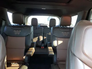 2022 Ford Explorer King Ranch z VIN 1FM5K8LC1NGC30483, wystawiony jako Copart lot #48477725 z przebiegiem 21 339 mil mil oraz Szkoda całkowita • Salvage title. Historia ofert i sprzedaży dostępna na DreamBid. Obrazek 10.