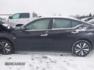 2021 Nissan Altima SV z VIN 1N4BL4DW2MN406284, wystawiony jako IAAI lot #41401817 z przebiegiem 34 145 mil mil oraz . Historia ofert i sprzedaży dostępna na DreamBid. Obrazek 15.