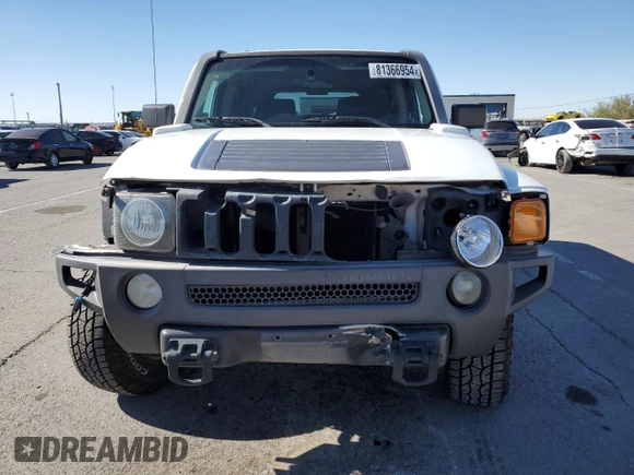 2006 Hummer H3 with VIN 5GTDN136768268748, listed as a Copart auction lot 81366954 with 195,547 mi miles and Salvage Title. Bid and sale history available at carsss.com. Image 5.