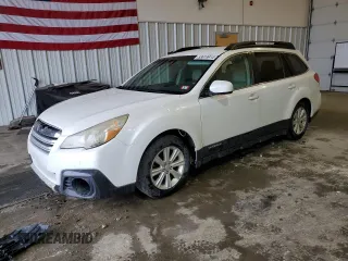 2014 Subaru Outback 2.5i Limited with VIN 4S4BRBKC1E3322018, listed as a Copart auction lot 53619914 with 166,597 mi miles and Salvage Title. Bid and sale history available at carsss.com. Image 1.