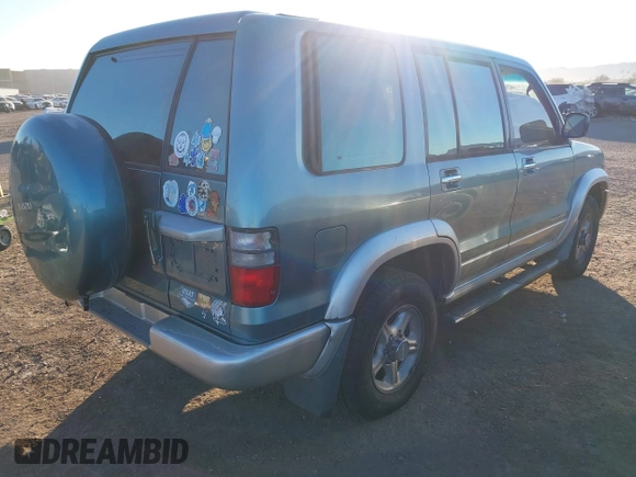 2002 Isuzu Trooper S with VIN JACDJ58X227J09839, listed as a IAAI auction lot 41657602 with 211,237 mi miles and . Bid and sale history available at DreamBid. Image 4.