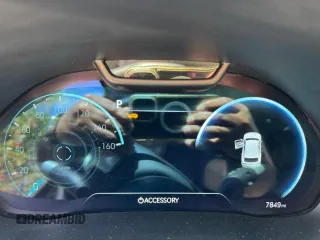 2024 Genesis GV80 Prestige Signature с VIN KMUHCESC9RU170651, выставлен на аукционе Copart как лот 65822115 с пробегом 7 849 миль миль и Чистый • Clean title. История ставок и продаж доступна на DreamBid. Изображение 8.