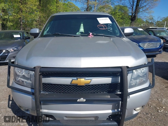 2012 Chevrolet Suburban LS with VIN 1GNWKLEG6CR139956, listed as a IAAI auction lot 41994402 with 172,542 mi miles. Bid and sale history available at carsss.com. Image 12.