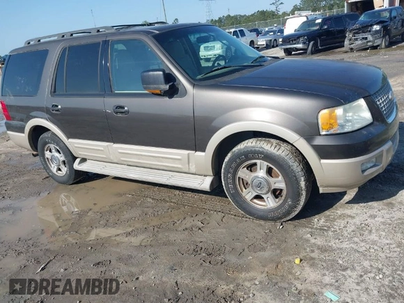 2006 Ford Expedition Eddie Bauer z VIN 1FMFU17586LA66711, wystawiony jako IAAI lot #41984167 z przebiegiem 225 284 mil mil oraz . Historia ofert i sprzedaży dostępna na DreamBid. Obrazek 1.