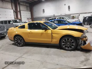 2011 Ford Mustang V6 with VIN 1ZVBP8AM4B5152063, listed as a IAAI auction lot 41556393 with 125,604 mi miles and . Bid and sale history available at carsss.com. Image 14.