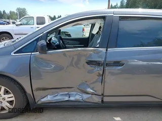 2012 Honda Odyssey LX с VIN 5FNRL5H23CB049703, выставлен на аукционе IAAI как лот 42467459 с пробегом 96 247 миль миль и . История ставок и продаж доступна на DreamBid. Изображение 6.