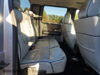 2006 Lincoln Mark LT with VIN 5LTPW18596FJ09465, listed as a Copart auction lot 80743804 with 188,377 mi miles and Clean Title. Bid and sale history available at carsss.com. Image 10.
