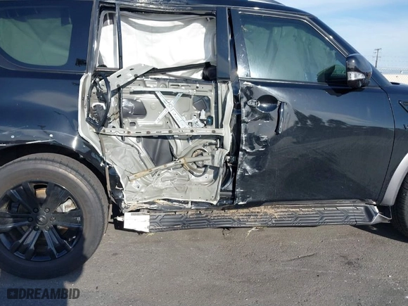 2019 Nissan Armada SL with VIN JN8AY2NDXK9089339, listed as a IAAI auction lot 41612979 with 39,562 mi miles. Bid and sale history available at carsss.com. Image 6.