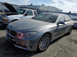 2013 BMW 7 Series 740Li with VIN WBAYE4C59DD137050, listed as a Copart auction lot 71686644 with 140,685 mi miles and Clean Title. Bid and sale history available at carsss.com. Image 1.