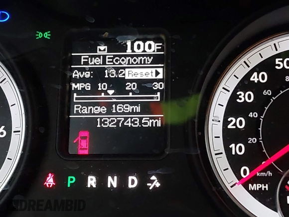 2013 Ram 1500 Express z VIN 1C6RR7KT0DS596371, wystawiony jako IAAI lot #42484590 z przebiegiem 132 743 mil mil oraz . Historia ofert i sprzedaży dostępna na DreamBid. Obrazek 16.