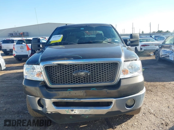 2008 Ford F-150 XLT z VIN 1FTPW12V18KB96106, wystawiony jako IAAI lot #41661206 z przebiegiem 251 729 mil mil oraz . Historia ofert i sprzedaży dostępna na DreamBid. Obrazek 12.